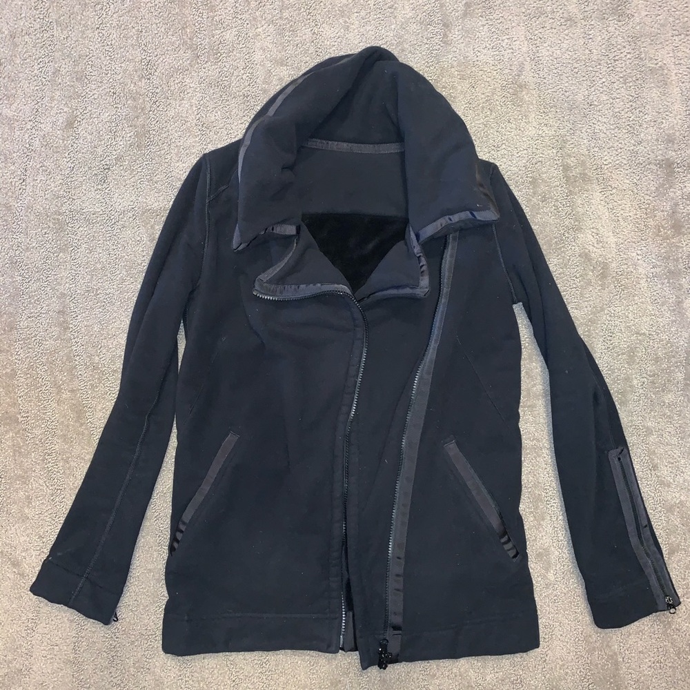 Lululemon fleece lined winter jacket